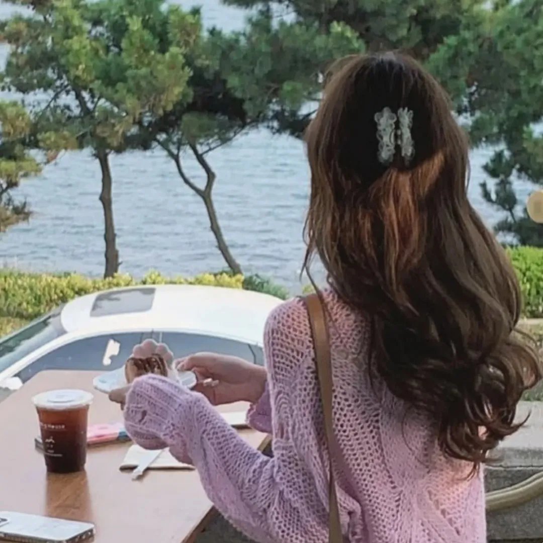 艾米丽·布莱尔的秘密